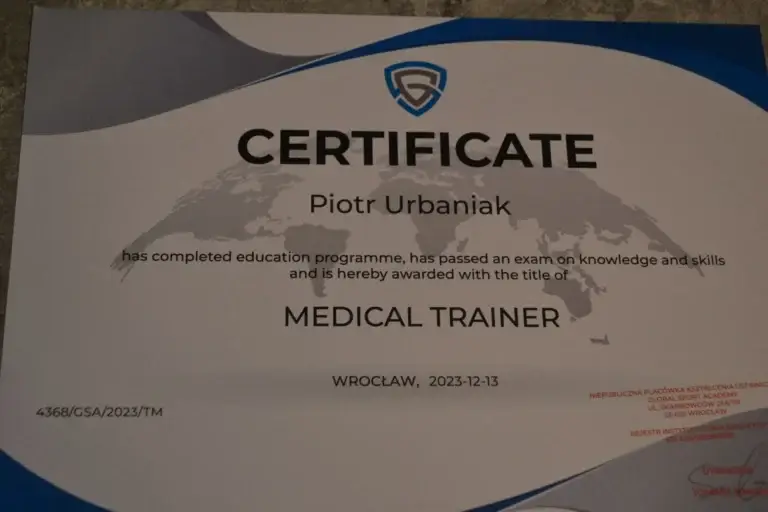 Certyfikat Medical Trainer – Piotr Urbaniak